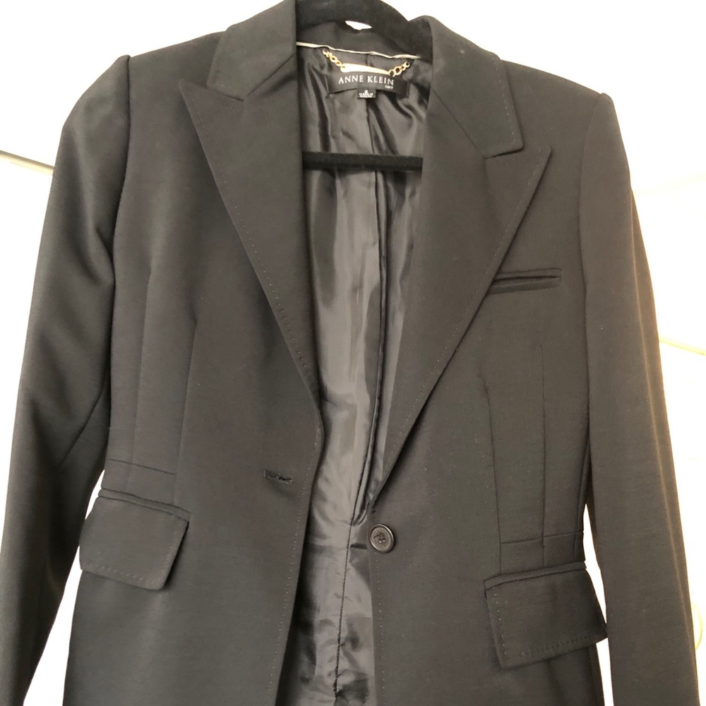 Anne Klein Black Suiting Blazer